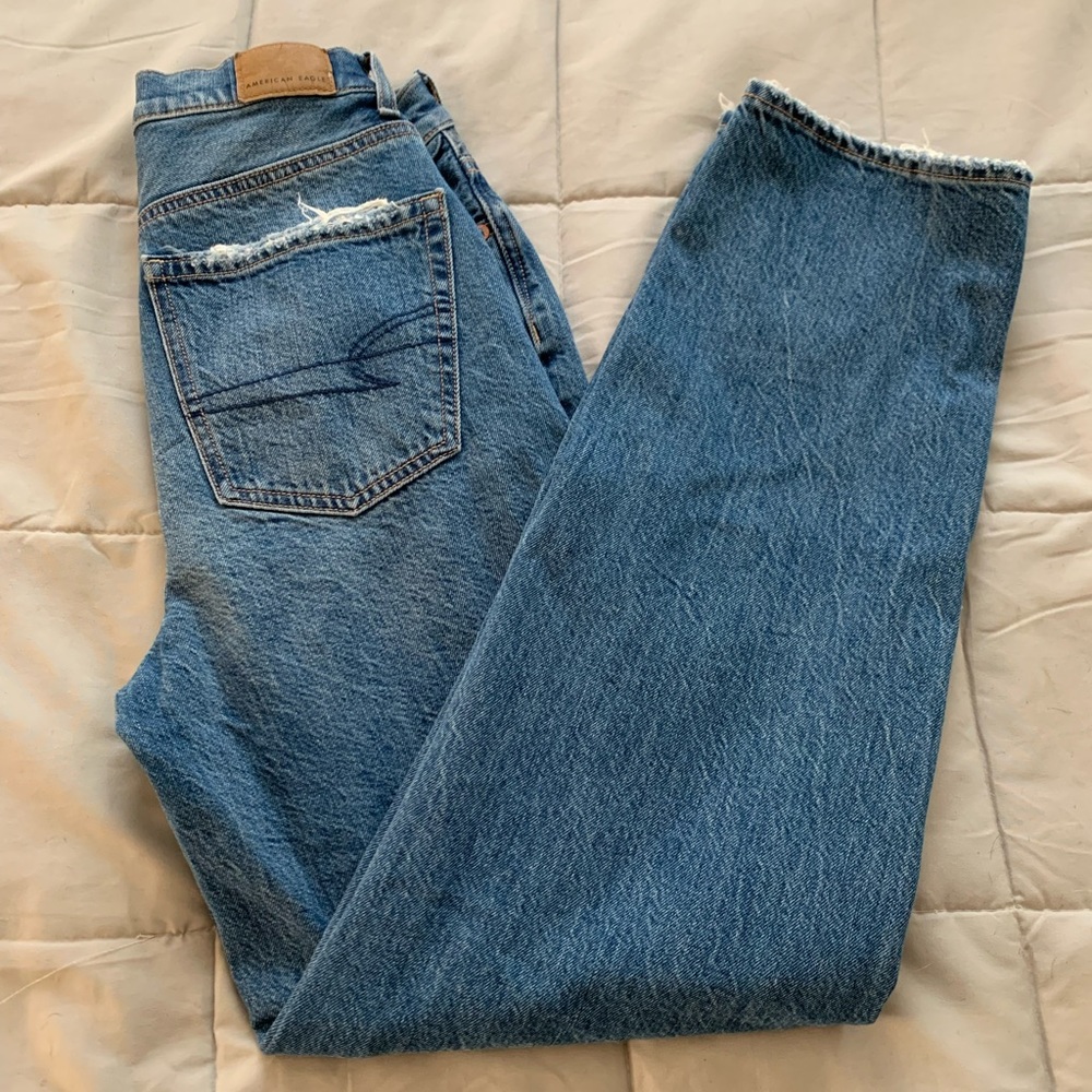 NWOT Bundle of 3x American Eagle Jeans